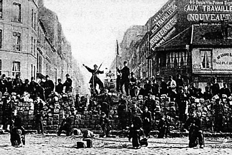Баррикады в Париже во время Парижской коммуны 18 марта 1871 года